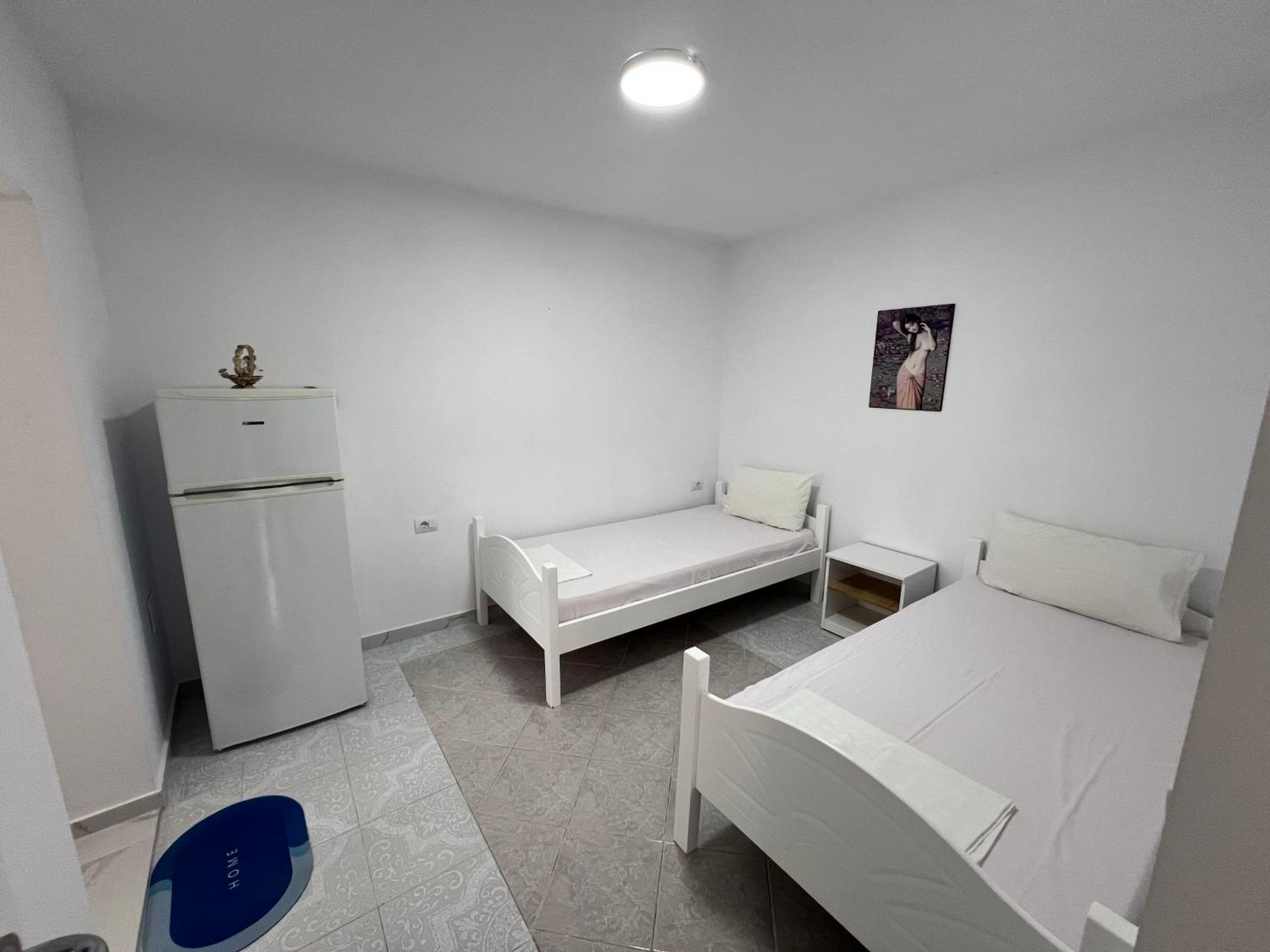 Guest House Wlora Zewnętrze zdjęcie